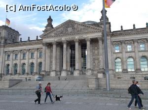 [P18] Reichstag. Parlamentul german, ridicat la 1884 și bombardat în 1945.  » foto by mihaelavoicu
 - 
<span class="allrVoted glyphicon glyphicon-heart hidden" id="av940614"></span>
<a class="m-l-10 hidden" id="sv940614" onclick="voting_Foto_DelVot(,940614,2504)" role="button">șterge vot <span class="glyphicon glyphicon-remove"></span></a>
<a id="v9940614" class=" c-red"  onclick="voting_Foto_SetVot(940614)" role="button"><span class="glyphicon glyphicon-heart-empty"></span> <b>LIKE</b> = Votează poza</a> <img class="hidden"  id="f940614W9" src="/imagini/loader.gif" border="0" /><span class="AjErrMes hidden" id="e940614ErM"></span>