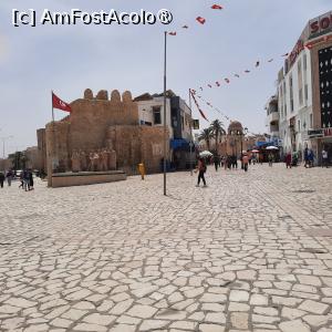 [P05] Sousse, Monumentul Martirilor celui de-al Doilea Război Mondial și în plan îndepărtat se vede Marea Moschee, mergem spre ea... » foto by mprofeanu
 - 
<span class="allrVoted glyphicon glyphicon-heart hidden" id="av1440750"></span>
<a class="m-l-10 hidden" id="sv1440750" onclick="voting_Foto_DelVot(,1440750,2508)" role="button">șterge vot <span class="glyphicon glyphicon-remove"></span></a>
<a id="v91440750" class=" c-red"  onclick="voting_Foto_SetVot(1440750)" role="button"><span class="glyphicon glyphicon-heart-empty"></span> <b>LIKE</b> = Votează poza</a> <img class="hidden"  id="f1440750W9" src="/imagini/loader.gif" border="0" /><span class="AjErrMes hidden" id="e1440750ErM"></span>