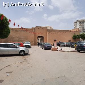 [P68] Sousse, Bab El-Gharbi, Poarta de Vest a Medinei » foto by mprofeanu
 - 
<span class="allrVoted glyphicon glyphicon-heart hidden" id="av1440813"></span>
<a class="m-l-10 hidden" id="sv1440813" onclick="voting_Foto_DelVot(,1440813,2508)" role="button">șterge vot <span class="glyphicon glyphicon-remove"></span></a>
<a id="v91440813" class=" c-red"  onclick="voting_Foto_SetVot(1440813)" role="button"><span class="glyphicon glyphicon-heart-empty"></span> <b>LIKE</b> = Votează poza</a> <img class="hidden"  id="f1440813W9" src="/imagini/loader.gif" border="0" /><span class="AjErrMes hidden" id="e1440813ErM"></span>