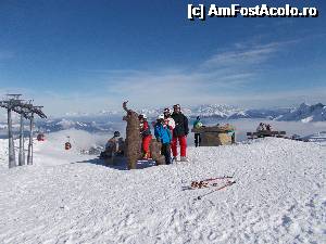 [P17] la ski pe Kitzsteinhorn » foto by raducondurache
 - 
<span class="allrVoted glyphicon glyphicon-heart hidden" id="av495908"></span>
<a class="m-l-10 hidden" id="sv495908" onclick="voting_Foto_DelVot(,495908,2577)" role="button">șterge vot <span class="glyphicon glyphicon-remove"></span></a>
<a id="v9495908" class=" c-red"  onclick="voting_Foto_SetVot(495908)" role="button"><span class="glyphicon glyphicon-heart-empty"></span> <b>LIKE</b> = Votează poza</a> <img class="hidden"  id="f495908W9" src="/imagini/loader.gif" border="0" /><span class="AjErrMes hidden" id="e495908ErM"></span>