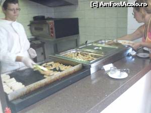 [P12] Mititei, friptura la gratar, cartof pai pe timpul meselor-in restaurant » foto by galcsb
 - 
<span class="allrVoted glyphicon glyphicon-heart hidden" id="av567832"></span>
<a class="m-l-10 hidden" id="sv567832" onclick="voting_Foto_DelVot(,567832,2646)" role="button">șterge vot <span class="glyphicon glyphicon-remove"></span></a>
<a id="v9567832" class=" c-red"  onclick="voting_Foto_SetVot(567832)" role="button"><span class="glyphicon glyphicon-heart-empty"></span> <b>LIKE</b> = Votează poza</a> <img class="hidden"  id="f567832W9" src="/imagini/loader.gif" border="0" /><span class="AjErrMes hidden" id="e567832ErM"></span>