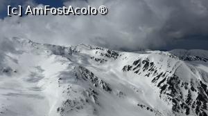 [P18] Spre Vârful Serbota » foto by Mika
 - 
<span class="allrVoted glyphicon glyphicon-heart hidden" id="av1525889"></span>
<a class="m-l-10 hidden" id="sv1525889" onclick="voting_Foto_DelVot(,1525889,2855)" role="button">șterge vot <span class="glyphicon glyphicon-remove"></span></a>
<a id="v91525889" class=" c-red"  onclick="voting_Foto_SetVot(1525889)" role="button"><span class="glyphicon glyphicon-heart-empty"></span> <b>LIKE</b> = Votează poza</a> <img class="hidden"  id="f1525889W9" src="/imagini/loader.gif" border="0" /><span class="AjErrMes hidden" id="e1525889ErM"></span>