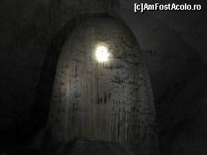 [P38] Peștera Meziad. Stalagmita ca o fântâna » foto by FlorinAndrei
 - 
<span class="allrVoted glyphicon glyphicon-heart hidden" id="av622941"></span>
<a class="m-l-10 hidden" id="sv622941" onclick="voting_Foto_DelVot(,622941,2923)" role="button">șterge vot <span class="glyphicon glyphicon-remove"></span></a>
<a id="v9622941" class=" c-red"  onclick="voting_Foto_SetVot(622941)" role="button"><span class="glyphicon glyphicon-heart-empty"></span> <b>LIKE</b> = Votează poza</a> <img class="hidden"  id="f622941W9" src="/imagini/loader.gif" border="0" /><span class="AjErrMes hidden" id="e622941ErM"></span>