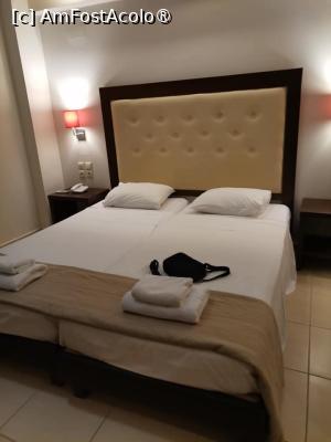 [P07] Camera de hotel » foto by anamaria_2010
 - 
<span class="allrVoted glyphicon glyphicon-heart hidden" id="av1497616"></span>
<a class="m-l-10 hidden" id="sv1497616" onclick="voting_Foto_DelVot(,1497616,2946)" role="button">șterge vot <span class="glyphicon glyphicon-remove"></span></a>
<a id="v91497616" class=" c-red"  onclick="voting_Foto_SetVot(1497616)" role="button"><span class="glyphicon glyphicon-heart-empty"></span> <b>LIKE</b> = Votează poza</a> <img class="hidden"  id="f1497616W9" src="/imagini/loader.gif" border="0" /><span class="AjErrMes hidden" id="e1497616ErM"></span>