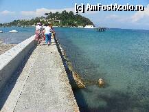 [P33] din locul din care ne-a lasat autocarul am traversat spre Manastirea Vlaherna,iar la plecare,autocarul ne-a asteptat undeva sus langa terasele de la care se vad avioanele » foto by sniga
 - 
<span class="allrVoted glyphicon glyphicon-heart hidden" id="av206875"></span>
<a class="m-l-10 hidden" id="sv206875" onclick="voting_Foto_DelVot(,206875,3004)" role="button">șterge vot <span class="glyphicon glyphicon-remove"></span></a>
<a id="v9206875" class=" c-red"  onclick="voting_Foto_SetVot(206875)" role="button"><span class="glyphicon glyphicon-heart-empty"></span> <b>LIKE</b> = Votează poza</a> <img class="hidden"  id="f206875W9" src="/imagini/loader.gif" border="0" /><span class="AjErrMes hidden" id="e206875ErM"></span>