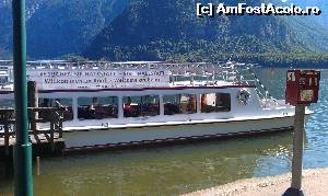 [P17] Vas de agrement pe lacul din Hallstatt. Regiunea Salzkammergut, Austria Superioară.  » foto by traian.leuca †
 - 
<span class="allrVoted glyphicon glyphicon-heart hidden" id="av613000"></span>
<a class="m-l-10 hidden" id="sv613000" onclick="voting_Foto_DelVot(,613000,3095)" role="button">șterge vot <span class="glyphicon glyphicon-remove"></span></a>
<a id="v9613000" class=" c-red"  onclick="voting_Foto_SetVot(613000)" role="button"><span class="glyphicon glyphicon-heart-empty"></span> <b>LIKE</b> = Votează poza</a> <img class="hidden"  id="f613000W9" src="/imagini/loader.gif" border="0" /><span class="AjErrMes hidden" id="e613000ErM"></span>