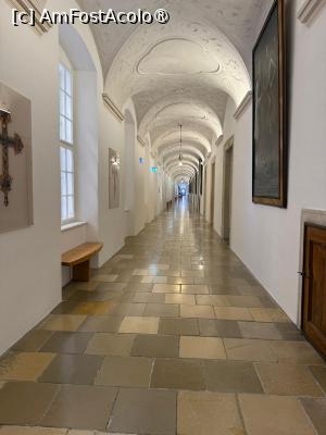 [P25] Muzeul » foto by adso
 - 
<span class="allrVoted glyphicon glyphicon-heart hidden" id="av1515898"></span>
<a class="m-l-10 hidden" id="sv1515898" onclick="voting_Foto_DelVot(,1515898,3098)" role="button">șterge vot <span class="glyphicon glyphicon-remove"></span></a>
<a id="v91515898" class=" c-red"  onclick="voting_Foto_SetVot(1515898)" role="button"><span class="glyphicon glyphicon-heart-empty"></span> <b>LIKE</b> = Votează poza</a> <img class="hidden"  id="f1515898W9" src="/imagini/loader.gif" border="0" /><span class="AjErrMes hidden" id="e1515898ErM"></span>