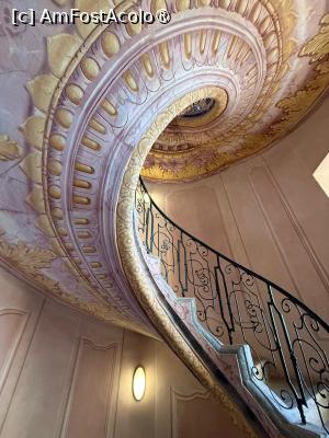 [P63] Scara elicoidală » foto by adso
 - 
<span class="allrVoted glyphicon glyphicon-heart hidden" id="av1515936"></span>
<a class="m-l-10 hidden" id="sv1515936" onclick="voting_Foto_DelVot(,1515936,3098)" role="button">șterge vot <span class="glyphicon glyphicon-remove"></span></a>
<a id="v91515936" class=" c-red"  onclick="voting_Foto_SetVot(1515936)" role="button"><span class="glyphicon glyphicon-heart-empty"></span> <b>LIKE</b> = Votează poza</a> <img class="hidden"  id="f1515936W9" src="/imagini/loader.gif" border="0" /><span class="AjErrMes hidden" id="e1515936ErM"></span>