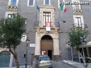 [P18] Casa natala a lui Bellini, acum muzeu » foto by amero
 - 
<span class="allrVoted glyphicon glyphicon-heart hidden" id="av680402"></span>
<a class="m-l-10 hidden" id="sv680402" onclick="voting_Foto_DelVot(,680402,3109)" role="button">șterge vot <span class="glyphicon glyphicon-remove"></span></a>
<a id="v9680402" class=" c-red"  onclick="voting_Foto_SetVot(680402)" role="button"><span class="glyphicon glyphicon-heart-empty"></span> <b>LIKE</b> = Votează poza</a> <img class="hidden"  id="f680402W9" src="/imagini/loader.gif" border="0" /><span class="AjErrMes hidden" id="e680402ErM"></span>