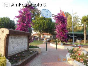 [P23] intrarea in parcul Kusadasi Belediyesi » foto by zlatna
 - 
<span class="allrVoted glyphicon glyphicon-heart hidden" id="av1089556"></span>
<a class="m-l-10 hidden" id="sv1089556" onclick="voting_Foto_DelVot(,1089556,3144)" role="button">șterge vot <span class="glyphicon glyphicon-remove"></span></a>
<a id="v91089556" class=" c-red"  onclick="voting_Foto_SetVot(1089556)" role="button"><span class="glyphicon glyphicon-heart-empty"></span> <b>LIKE</b> = Votează poza</a> <img class="hidden"  id="f1089556W9" src="/imagini/loader.gif" border="0" /><span class="AjErrMes hidden" id="e1089556ErM"></span>