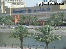 [P37] Asa se scrie Carrefour in limba lor, se afla langa Dubai Mall, era absolut imens, chiar si numai raionul de jucarii era mai mare decat un Carrefour bucurestean » foto by AndreeaG
 - 
<span class="allrVoted glyphicon glyphicon-heart hidden" id="av288048"></span>
<a class="m-l-10 hidden" id="sv288048" onclick="voting_Foto_DelVot(,288048,3199)" role="button">șterge vot <span class="glyphicon glyphicon-remove"></span></a>
<a id="v9288048" class=" c-red"  onclick="voting_Foto_SetVot(288048)" role="button"><span class="glyphicon glyphicon-heart-empty"></span> <b>LIKE</b> = Votează poza</a> <img class="hidden"  id="f288048W9" src="/imagini/loader.gif" border="0" /><span class="AjErrMes hidden" id="e288048ErM"></span>