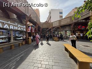 [P12] O mică piață » foto by AZE
 - 
<span class="allrVoted glyphicon glyphicon-heart hidden" id="av1502792"></span>
<a class="m-l-10 hidden" id="sv1502792" onclick="voting_Foto_DelVot(,1502792,3199)" role="button">șterge vot <span class="glyphicon glyphicon-remove"></span></a>
<a id="v91502792" class=" c-red"  onclick="voting_Foto_SetVot(1502792)" role="button"><span class="glyphicon glyphicon-heart-empty"></span> <b>LIKE</b> = Votează poza</a> <img class="hidden"  id="f1502792W9" src="/imagini/loader.gif" border="0" /><span class="AjErrMes hidden" id="e1502792ErM"></span>