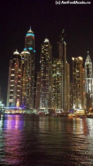 [P03] Dubai Marina » foto by samantha
 - 
<span class="allrVoted glyphicon glyphicon-heart hidden" id="av528659"></span>
<a class="m-l-10 hidden" id="sv528659" onclick="voting_Foto_DelVot(,528659,3199)" role="button">șterge vot <span class="glyphicon glyphicon-remove"></span></a>
<a id="v9528659" class=" c-red"  onclick="voting_Foto_SetVot(528659)" role="button"><span class="glyphicon glyphicon-heart-empty"></span> <b>LIKE</b> = Votează poza</a> <img class="hidden"  id="f528659W9" src="/imagini/loader.gif" border="0" /><span class="AjErrMes hidden" id="e528659ErM"></span>