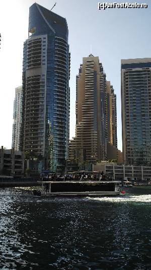 [P27] cartierul dubai marina » foto by xioana
 - 
<span class="allrVoted glyphicon glyphicon-heart hidden" id="av545982"></span>
<a class="m-l-10 hidden" id="sv545982" onclick="voting_Foto_DelVot(,545982,3199)" role="button">șterge vot <span class="glyphicon glyphicon-remove"></span></a>
<a id="v9545982" class=" c-red"  onclick="voting_Foto_SetVot(545982)" role="button"><span class="glyphicon glyphicon-heart-empty"></span> <b>LIKE</b> = Votează poza</a> <img class="hidden"  id="f545982W9" src="/imagini/loader.gif" border="0" /><span class="AjErrMes hidden" id="e545982ErM"></span>