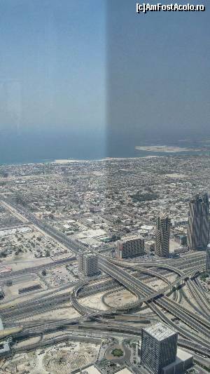 [P37] panorama din Burj Kalifa » foto by xioana
 - 
<span class="allrVoted glyphicon glyphicon-heart hidden" id="av545994"></span>
<a class="m-l-10 hidden" id="sv545994" onclick="voting_Foto_DelVot(,545994,3199)" role="button">șterge vot <span class="glyphicon glyphicon-remove"></span></a>
<a id="v9545994" class=" c-red"  onclick="voting_Foto_SetVot(545994)" role="button"><span class="glyphicon glyphicon-heart-empty"></span> <b>LIKE</b> = Votează poza</a> <img class="hidden"  id="f545994W9" src="/imagini/loader.gif" border="0" /><span class="AjErrMes hidden" id="e545994ErM"></span>