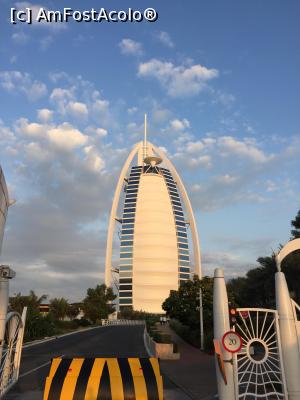 [P03] Burj al Arab » foto by Pucca
 - 
<span class="allrVoted glyphicon glyphicon-heart hidden" id="av938258"></span>
<a class="m-l-10 hidden" id="sv938258" onclick="voting_Foto_DelVot(,938258,3199)" role="button">șterge vot <span class="glyphicon glyphicon-remove"></span></a>
<a id="v9938258" class=" c-red"  onclick="voting_Foto_SetVot(938258)" role="button"><span class="glyphicon glyphicon-heart-empty"></span> <b>LIKE</b> = Votează poza</a> <img class="hidden"  id="f938258W9" src="/imagini/loader.gif" border="0" /><span class="AjErrMes hidden" id="e938258ErM"></span>