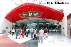 [P04] Ferrari World » foto by travelfan
 - 
<span class="allrVoted glyphicon glyphicon-heart hidden" id="av620786"></span>
<a class="m-l-10 hidden" id="sv620786" onclick="voting_Foto_DelVot(,620786,3202)" role="button">șterge vot <span class="glyphicon glyphicon-remove"></span></a>
<a id="v9620786" class=" c-red"  onclick="voting_Foto_SetVot(620786)" role="button"><span class="glyphicon glyphicon-heart-empty"></span> <b>LIKE</b> = Votează poza</a> <img class="hidden"  id="f620786W9" src="/imagini/loader.gif" border="0" /><span class="AjErrMes hidden" id="e620786ErM"></span>