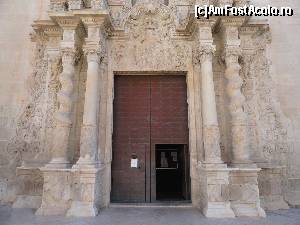 P67 [AUG-2012] Alicante: biserica Santa Maria (intrarea) 