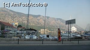 [P03] imagine din port, in Kotor » foto by silvia tudoran
 - 
<span class="allrVoted glyphicon glyphicon-heart hidden" id="av921979"></span>
<a class="m-l-10 hidden" id="sv921979" onclick="voting_Foto_DelVot(,921979,3229)" role="button">șterge vot <span class="glyphicon glyphicon-remove"></span></a>
<a id="v9921979" class=" c-red"  onclick="voting_Foto_SetVot(921979)" role="button"><span class="glyphicon glyphicon-heart-empty"></span> <b>LIKE</b> = Votează poza</a> <img class="hidden"  id="f921979W9" src="/imagini/loader.gif" border="0" /><span class="AjErrMes hidden" id="e921979ErM"></span>