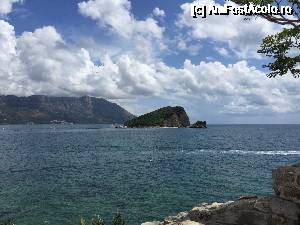 [P47] Vedere din Citadela (Orasul Vechi Budva) catre Insula Sf Nikolae » foto by Aurici
 - 
<span class="allrVoted glyphicon glyphicon-heart hidden" id="av685029"></span>
<a class="m-l-10 hidden" id="sv685029" onclick="voting_Foto_DelVot(,685029,3229)" role="button">șterge vot <span class="glyphicon glyphicon-remove"></span></a>
<a id="v9685029" class=" c-red"  onclick="voting_Foto_SetVot(685029)" role="button"><span class="glyphicon glyphicon-heart-empty"></span> <b>LIKE</b> = Votează poza</a> <img class="hidden"  id="f685029W9" src="/imagini/loader.gif" border="0" /><span class="AjErrMes hidden" id="e685029ErM"></span>