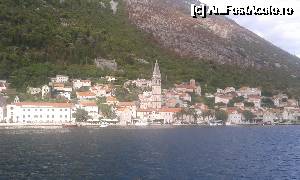 [P26] Perast - vazut de pe vasul de croaziera.  » foto by Aurici
 - 
<span class="allrVoted glyphicon glyphicon-heart hidden" id="av686867"></span>
<a class="m-l-10 hidden" id="sv686867" onclick="voting_Foto_DelVot(,686867,3229)" role="button">șterge vot <span class="glyphicon glyphicon-remove"></span></a>
<a id="v9686867" class=" c-red"  onclick="voting_Foto_SetVot(686867)" role="button"><span class="glyphicon glyphicon-heart-empty"></span> <b>LIKE</b> = Votează poza</a> <img class="hidden"  id="f686867W9" src="/imagini/loader.gif" border="0" /><span class="AjErrMes hidden" id="e686867ErM"></span>