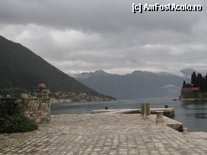 [P14] Orasul Perast vazut de pe platforma bisericii » foto by Michi
 - 
<span class="allrVoted glyphicon glyphicon-heart hidden" id="av370541"></span>
<a class="m-l-10 hidden" id="sv370541" onclick="voting_Foto_DelVot(,370541,3229)" role="button">șterge vot <span class="glyphicon glyphicon-remove"></span></a>
<a id="v9370541" class=" c-red"  onclick="voting_Foto_SetVot(370541)" role="button"><span class="glyphicon glyphicon-heart-empty"></span> <b>LIKE</b> = Votează poza</a> <img class="hidden"  id="f370541W9" src="/imagini/loader.gif" border="0" /><span class="AjErrMes hidden" id="e370541ErM"></span>