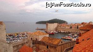 [P76] Zidurile Dubrovnikului » foto by crismis
 - 
<span class="allrVoted glyphicon glyphicon-heart hidden" id="av698031"></span>
<a class="m-l-10 hidden" id="sv698031" onclick="voting_Foto_DelVot(,698031,3304)" role="button">șterge vot <span class="glyphicon glyphicon-remove"></span></a>
<a id="v9698031" class=" c-red"  onclick="voting_Foto_SetVot(698031)" role="button"><span class="glyphicon glyphicon-heart-empty"></span> <b>LIKE</b> = Votează poza</a> <img class="hidden"  id="f698031W9" src="/imagini/loader.gif" border="0" /><span class="AjErrMes hidden" id="e698031ErM"></span>