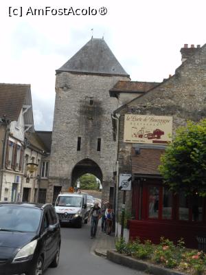 [P14] Moret-sur-Loing - un oraș medieval fortificat » foto by iulianic
 - 
<span class="allrVoted glyphicon glyphicon-heart hidden" id="av1486323"></span>
<a class="m-l-10 hidden" id="sv1486323" onclick="voting_Foto_DelVot(,1486323,3364)" role="button">șterge vot <span class="glyphicon glyphicon-remove"></span></a>
<a id="v91486323" class=" c-red"  onclick="voting_Foto_SetVot(1486323)" role="button"><span class="glyphicon glyphicon-heart-empty"></span> <b>LIKE</b> = Votează poza</a> <img class="hidden"  id="f1486323W9" src="/imagini/loader.gif" border="0" /><span class="AjErrMes hidden" id="e1486323ErM"></span>