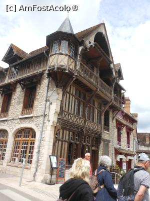 [P06] Moret-sur-Loing - un oraș medieval fortificat » foto by iulianic
 - 
<span class="allrVoted glyphicon glyphicon-heart hidden" id="av1486315"></span>
<a class="m-l-10 hidden" id="sv1486315" onclick="voting_Foto_DelVot(,1486315,3364)" role="button">șterge vot <span class="glyphicon glyphicon-remove"></span></a>
<a id="v91486315" class=" c-red"  onclick="voting_Foto_SetVot(1486315)" role="button"><span class="glyphicon glyphicon-heart-empty"></span> <b>LIKE</b> = Votează poza</a> <img class="hidden"  id="f1486315W9" src="/imagini/loader.gif" border="0" /><span class="AjErrMes hidden" id="e1486315ErM"></span>