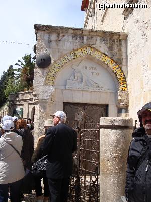 [P34] Ierusalim, Via Dolorosa : popasul III, prima cădere a lui Iisus, moment evocat de basorelieful amplasat pe frontispiciul intrării în Capela Patriarhală a Armenilor Catolici » foto by mariana.olaru
 - 
<span class="allrVoted glyphicon glyphicon-heart hidden" id="av606757"></span>
<a class="m-l-10 hidden" id="sv606757" onclick="voting_Foto_DelVot(,606757,3380)" role="button">șterge vot <span class="glyphicon glyphicon-remove"></span></a>
<a id="v9606757" class=" c-red"  onclick="voting_Foto_SetVot(606757)" role="button"><span class="glyphicon glyphicon-heart-empty"></span> <b>LIKE</b> = Votează poza</a> <img class="hidden"  id="f606757W9" src="/imagini/loader.gif" border="0" /><span class="AjErrMes hidden" id="e606757ErM"></span>