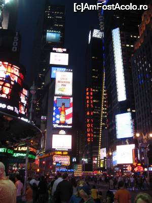 [P06] Times Square - cunoscut în întreaga lume ca un simbol al spiritului american » foto by Marian Preda
 - 
<span class="allrVoted glyphicon glyphicon-heart hidden" id="av679916"></span>
<a class="m-l-10 hidden" id="sv679916" onclick="voting_Foto_DelVot(,679916,3385)" role="button">șterge vot <span class="glyphicon glyphicon-remove"></span></a>
<a id="v9679916" class=" c-red"  onclick="voting_Foto_SetVot(679916)" role="button"><span class="glyphicon glyphicon-heart-empty"></span> <b>LIKE</b> = Votează poza</a> <img class="hidden"  id="f679916W9" src="/imagini/loader.gif" border="0" /><span class="AjErrMes hidden" id="e679916ErM"></span>