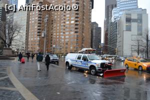 [P12] Fotografia zilei (masina NYPD care curata zapada-as vrea sa vad asa ceva pe Dusterul Politiei Romane) (foto facut in Columbus Circle)  » foto by AZE
 - 
<span class="allrVoted glyphicon glyphicon-heart hidden" id="av723183"></span>
<a class="m-l-10 hidden" id="sv723183" onclick="voting_Foto_DelVot(,723183,3385)" role="button">șterge vot <span class="glyphicon glyphicon-remove"></span></a>
<a id="v9723183" class=" c-red"  onclick="voting_Foto_SetVot(723183)" role="button"><span class="glyphicon glyphicon-heart-empty"></span> <b>LIKE</b> = Votează poza</a> <img class="hidden"  id="f723183W9" src="/imagini/loader.gif" border="0" /><span class="AjErrMes hidden" id="e723183ErM"></span>