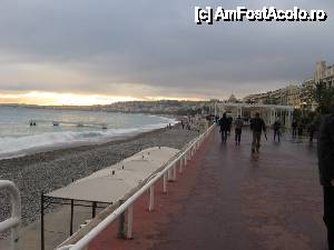 [P21] Nisa & Cannes / Nisa- Promenade des Anglais » foto by Michi
 - 
<span class="allrVoted glyphicon glyphicon-heart hidden" id="av389218"></span>
<a class="m-l-10 hidden" id="sv389218" onclick="voting_Foto_DelVot(,389218,3404)" role="button">șterge vot <span class="glyphicon glyphicon-remove"></span></a>
<a id="v9389218" class=" c-red"  onclick="voting_Foto_SetVot(389218)" role="button"><span class="glyphicon glyphicon-heart-empty"></span> <b>LIKE</b> = Votează poza</a> <img class="hidden"  id="f389218W9" src="/imagini/loader.gif" border="0" /><span class="AjErrMes hidden" id="e389218ErM"></span>