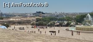 [P11] Valletta si un MSC in fundal » foto by AMC
 - 
<span class="allrVoted glyphicon glyphicon-heart hidden" id="av1537476"></span>
<a class="m-l-10 hidden" id="sv1537476" onclick="voting_Foto_DelVot(,1537476,3405)" role="button">șterge vot <span class="glyphicon glyphicon-remove"></span></a>
<a id="v91537476" class=" c-red"  onclick="voting_Foto_SetVot(1537476)" role="button"><span class="glyphicon glyphicon-heart-empty"></span> <b>LIKE</b> = Votează poza</a> <img class="hidden"  id="f1537476W9" src="/imagini/loader.gif" border="0" /><span class="AjErrMes hidden" id="e1537476ErM"></span>