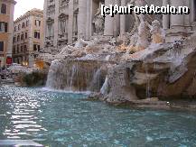 [P05] Roma - aruncati un banut la Fontana di Trevi » foto by presario
 - 
<span class="allrVoted glyphicon glyphicon-heart hidden" id="av67460"></span>
<a class="m-l-10 hidden" id="sv67460" onclick="voting_Foto_DelVot(,67460,3406)" role="button">șterge vot <span class="glyphicon glyphicon-remove"></span></a>
<a id="v967460" class=" c-red"  onclick="voting_Foto_SetVot(67460)" role="button"><span class="glyphicon glyphicon-heart-empty"></span> <b>LIKE</b> = Votează poza</a> <img class="hidden"  id="f67460W9" src="/imagini/loader.gif" border="0" /><span class="AjErrMes hidden" id="e67460ErM"></span>