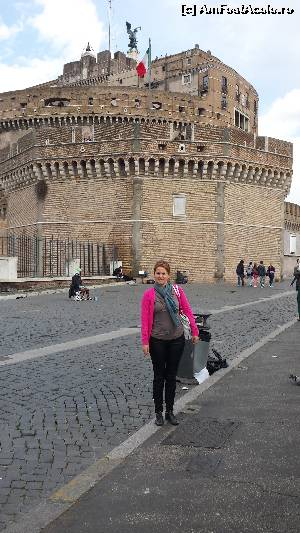 [P22] la Castel Sant Angelo » foto by raducondurache
 - 
<span class="allrVoted glyphicon glyphicon-heart hidden" id="av610592"></span>
<a class="m-l-10 hidden" id="sv610592" onclick="voting_Foto_DelVot(,610592,3406)" role="button">șterge vot <span class="glyphicon glyphicon-remove"></span></a>
<a id="v9610592" class=" c-red"  onclick="voting_Foto_SetVot(610592)" role="button"><span class="glyphicon glyphicon-heart-empty"></span> <b>LIKE</b> = Votează poza</a> <img class="hidden"  id="f610592W9" src="/imagini/loader.gif" border="0" /><span class="AjErrMes hidden" id="e610592ErM"></span>