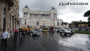 P18 [OCT-2013] Piata Venetia. Cam ploua! 