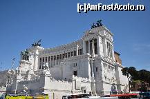 [P01] Mauzoleul lui Vitorio Emanuele Piazza Venezia » foto by Muffin2009
 - 
<span class="allrVoted glyphicon glyphicon-heart hidden" id="av323258"></span>
<a class="m-l-10 hidden" id="sv323258" onclick="voting_Foto_DelVot(,323258,3406)" role="button">șterge vot <span class="glyphicon glyphicon-remove"></span></a>
<a id="v9323258" class=" c-red"  onclick="voting_Foto_SetVot(323258)" role="button"><span class="glyphicon glyphicon-heart-empty"></span> <b>LIKE</b> = Votează poza</a> <img class="hidden"  id="f323258W9" src="/imagini/loader.gif" border="0" /><span class="AjErrMes hidden" id="e323258ErM"></span>