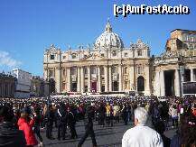 [P04] Piazza San Pietro la slujba de duminica » foto by BOGDAN DSN
 - 
<span class="allrVoted glyphicon glyphicon-heart hidden" id="av282719"></span>
<a class="m-l-10 hidden" id="sv282719" onclick="voting_Foto_DelVot(,282719,3406)" role="button">șterge vot <span class="glyphicon glyphicon-remove"></span></a>
<a id="v9282719" class=" c-red"  onclick="voting_Foto_SetVot(282719)" role="button"><span class="glyphicon glyphicon-heart-empty"></span> <b>LIKE</b> = Votează poza</a> <img class="hidden"  id="f282719W9" src="/imagini/loader.gif" border="0" /><span class="AjErrMes hidden" id="e282719ErM"></span>