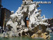 [P13] Roma - Piazza Navona - Fontana dei Quattro Fiumi (Fantana celor patru fluvii _  In stanga Dunarea , in dreapta Gange » foto by Diaura*
 - 
<span class="allrVoted glyphicon glyphicon-heart hidden" id="av312175"></span>
<a class="m-l-10 hidden" id="sv312175" onclick="voting_Foto_DelVot(,312175,3406)" role="button">șterge vot <span class="glyphicon glyphicon-remove"></span></a>
<a id="v9312175" class=" c-red"  onclick="voting_Foto_SetVot(312175)" role="button"><span class="glyphicon glyphicon-heart-empty"></span> <b>LIKE</b> = Votează poza</a> <img class="hidden"  id="f312175W9" src="/imagini/loader.gif" border="0" /><span class="AjErrMes hidden" id="e312175ErM"></span>