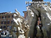 [P14] Roma - Piazza Navona - Fontana dei Quattro Fiumi (Fantana celor patru fluvii )  Rio de la Plata speriat de sarpe » foto by Diaura*
 - 
<span class="allrVoted glyphicon glyphicon-heart hidden" id="av312177"></span>
<a class="m-l-10 hidden" id="sv312177" onclick="voting_Foto_DelVot(,312177,3406)" role="button">șterge vot <span class="glyphicon glyphicon-remove"></span></a>
<a id="v9312177" class=" c-red"  onclick="voting_Foto_SetVot(312177)" role="button"><span class="glyphicon glyphicon-heart-empty"></span> <b>LIKE</b> = Votează poza</a> <img class="hidden"  id="f312177W9" src="/imagini/loader.gif" border="0" /><span class="AjErrMes hidden" id="e312177ErM"></span>