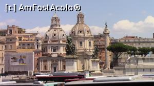 [P03] Imagine surprinsa din Piazza Venezia. Observam Chiessa SS Nome di Maria, Chiessa Santa Maria di Loreto si Columna lui Traian.  » foto by ovidiuyepi
 - 
<span class="allrVoted glyphicon glyphicon-heart hidden" id="av969541"></span>
<a class="m-l-10 hidden" id="sv969541" onclick="voting_Foto_DelVot(,969541,3406)" role="button">șterge vot <span class="glyphicon glyphicon-remove"></span></a>
<a id="v9969541" class=" c-red"  onclick="voting_Foto_SetVot(969541)" role="button"><span class="glyphicon glyphicon-heart-empty"></span> <b>LIKE</b> = Votează poza</a> <img class="hidden"  id="f969541W9" src="/imagini/loader.gif" border="0" /><span class="AjErrMes hidden" id="e969541ErM"></span>