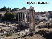 [P53] Roma- vedere de pe Campodoglio spre Foro Romano(în prim plan Templul lui Saturn) » foto by mariana.olaru
 - 
<span class="allrVoted glyphicon glyphicon-heart hidden" id="av207356"></span>
<a class="m-l-10 hidden" id="sv207356" onclick="voting_Foto_DelVot(,207356,3406)" role="button">șterge vot <span class="glyphicon glyphicon-remove"></span></a>
<a id="v9207356" class=" c-red"  onclick="voting_Foto_SetVot(207356)" role="button"><span class="glyphicon glyphicon-heart-empty"></span> <b>LIKE</b> = Votează poza</a> <img class="hidden"  id="f207356W9" src="/imagini/loader.gif" border="0" /><span class="AjErrMes hidden" id="e207356ErM"></span>