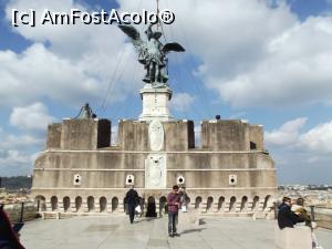 [P32] Statuia de bronz a arhanghelului Mihail din vârful castelului Sant'Angelo » foto by irinad
 - 
<span class="allrVoted glyphicon glyphicon-heart hidden" id="av838431"></span>
<a class="m-l-10 hidden" id="sv838431" onclick="voting_Foto_DelVot(,838431,3406)" role="button">șterge vot <span class="glyphicon glyphicon-remove"></span></a>
<a id="v9838431" class=" c-red"  onclick="voting_Foto_SetVot(838431)" role="button"><span class="glyphicon glyphicon-heart-empty"></span> <b>LIKE</b> = Votează poza</a> <img class="hidden"  id="f838431W9" src="/imagini/loader.gif" border="0" /><span class="AjErrMes hidden" id="e838431ErM"></span>