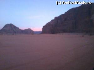 [P01] Wadi Rum la lasarea serii » foto by Swan1
 - 
<span class="allrVoted glyphicon glyphicon-heart hidden" id="av577690"></span>
<a class="m-l-10 hidden" id="sv577690" onclick="voting_Foto_DelVot(,577690,3440)" role="button">șterge vot <span class="glyphicon glyphicon-remove"></span></a>
<a id="v9577690" class=" c-red"  onclick="voting_Foto_SetVot(577690)" role="button"><span class="glyphicon glyphicon-heart-empty"></span> <b>LIKE</b> = Votează poza</a> <img class="hidden"  id="f577690W9" src="/imagini/loader.gif" border="0" /><span class="AjErrMes hidden" id="e577690ErM"></span>