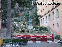 [P30] Montserrat:statuia de bronz a abatelui Oliga, întemeietorul mănăstirii » foto by mariana.olaru
 - 
<span class="allrVoted glyphicon glyphicon-heart hidden" id="av305572"></span>
<a class="m-l-10 hidden" id="sv305572" onclick="voting_Foto_DelVot(,305572,3448)" role="button">șterge vot <span class="glyphicon glyphicon-remove"></span></a>
<a id="v9305572" class=" c-red"  onclick="voting_Foto_SetVot(305572)" role="button"><span class="glyphicon glyphicon-heart-empty"></span> <b>LIKE</b> = Votează poza</a> <img class="hidden"  id="f305572W9" src="/imagini/loader.gif" border="0" /><span class="AjErrMes hidden" id="e305572ErM"></span>