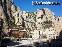 [P83] Mănăstirea Montserrat privită de la stația funicularului Sant Joan » foto by mariana.olaru
 - 
<span class="allrVoted glyphicon glyphicon-heart hidden" id="av305642"></span>
<a class="m-l-10 hidden" id="sv305642" onclick="voting_Foto_DelVot(,305642,3448)" role="button">șterge vot <span class="glyphicon glyphicon-remove"></span></a>
<a id="v9305642" class=" c-red"  onclick="voting_Foto_SetVot(305642)" role="button"><span class="glyphicon glyphicon-heart-empty"></span> <b>LIKE</b> = Votează poza</a> <img class="hidden"  id="f305642W9" src="/imagini/loader.gif" border="0" /><span class="AjErrMes hidden" id="e305642ErM"></span>