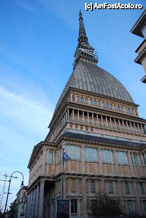 [P22] Torino, Mole Antonelliana » foto by unq
 - 
<span class="allrVoted glyphicon glyphicon-heart hidden" id="av474990"></span>
<a class="m-l-10 hidden" id="sv474990" onclick="voting_Foto_DelVot(,474990,3466)" role="button">șterge vot <span class="glyphicon glyphicon-remove"></span></a>
<a id="v9474990" class=" c-red"  onclick="voting_Foto_SetVot(474990)" role="button"><span class="glyphicon glyphicon-heart-empty"></span> <b>LIKE</b> = Votează poza</a> <img class="hidden"  id="f474990W9" src="/imagini/loader.gif" border="0" /><span class="AjErrMes hidden" id="e474990ErM"></span>