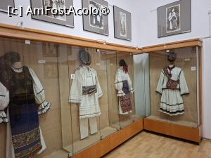 [P23] Muzeul de Artă Populară Constanța, Etaj, Sala a cincea » foto by mprofeanu
 - 
<span class="allrVoted glyphicon glyphicon-heart hidden" id="av1522676"></span>
<a class="m-l-10 hidden" id="sv1522676" onclick="voting_Foto_DelVot(,1522676,3496)" role="button">șterge vot <span class="glyphicon glyphicon-remove"></span></a>
<a id="v91522676" class=" c-red"  onclick="voting_Foto_SetVot(1522676)" role="button"><span class="glyphicon glyphicon-heart-empty"></span> <b>LIKE</b> = Votează poza</a> <img class="hidden"  id="f1522676W9" src="/imagini/loader.gif" border="0" /><span class="AjErrMes hidden" id="e1522676ErM"></span>