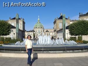 [P06] Copenhaga, Grădina Amaliei, în plan îndepărtat Palatul și Biserica de Marmură » foto by mprofeanu
 - 
<span class="allrVoted glyphicon glyphicon-heart hidden" id="av1506219"></span>
<a class="m-l-10 hidden" id="sv1506219" onclick="voting_Foto_DelVot(,1506219,3497)" role="button">șterge vot <span class="glyphicon glyphicon-remove"></span></a>
<a id="v91506219" class=" c-red"  onclick="voting_Foto_SetVot(1506219)" role="button"><span class="glyphicon glyphicon-heart-empty"></span> <b>LIKE</b> = Votează poza</a> <img class="hidden"  id="f1506219W9" src="/imagini/loader.gif" border="0" /><span class="AjErrMes hidden" id="e1506219ErM"></span>